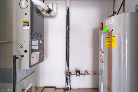 Tiny photo for 4300 Westford Place #6C, Canfield, OH 44406 (MLS # 5186597)