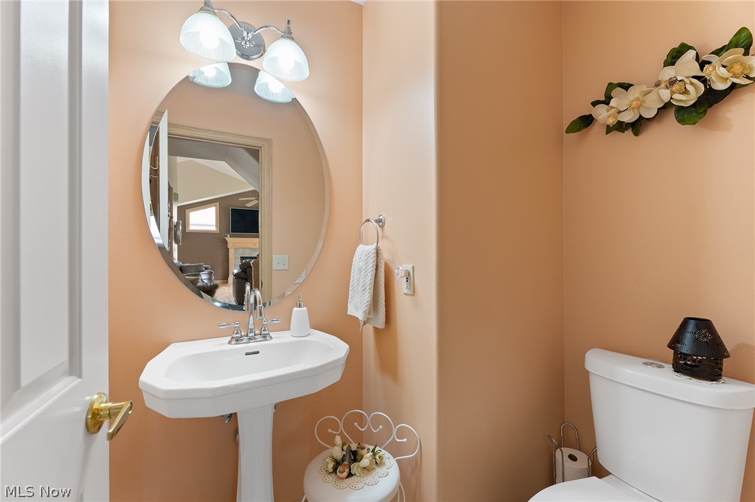 Country Club Square Condos - Residential