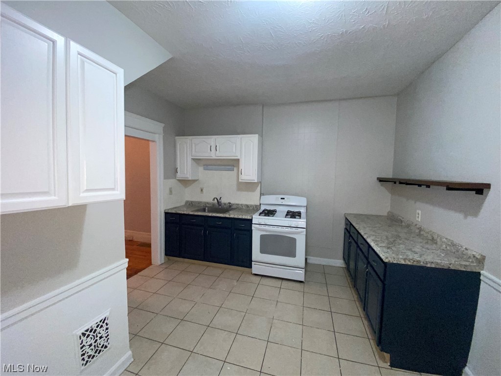 Hiram M & Charity B Townsends - Residential Income