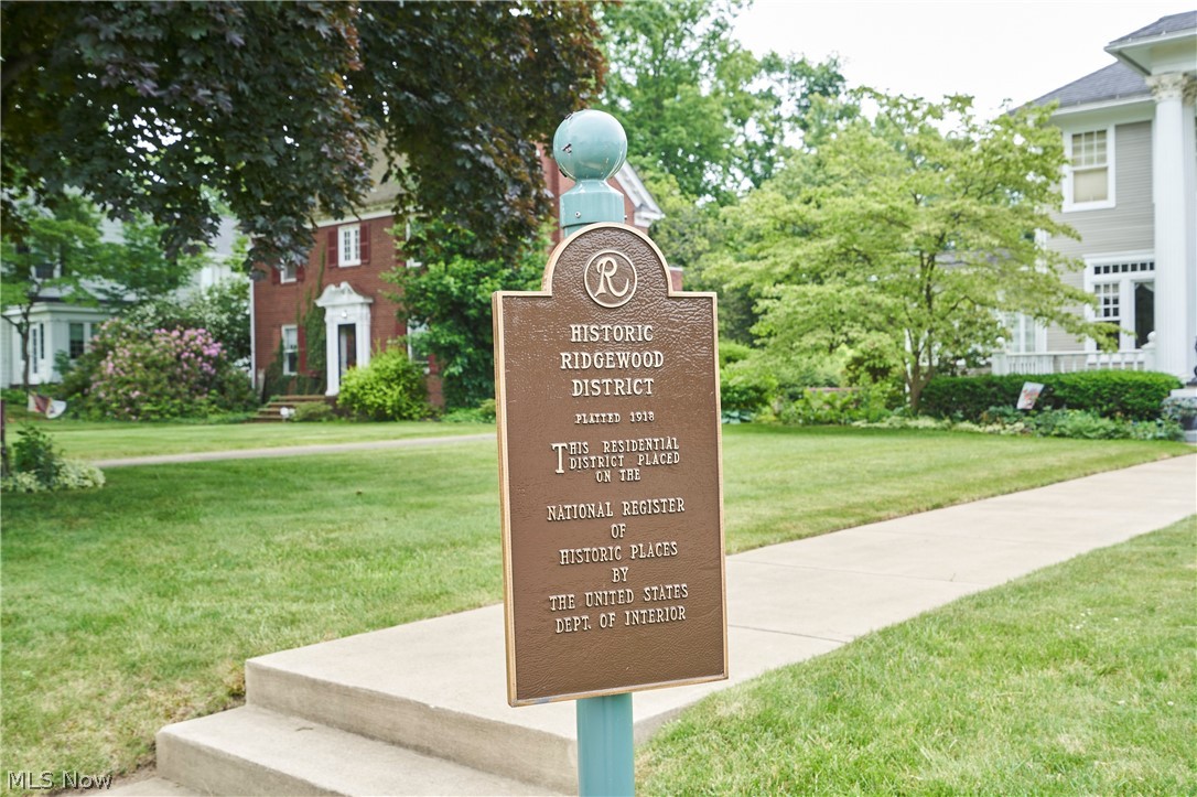 Ridgewood Historical District - Residential