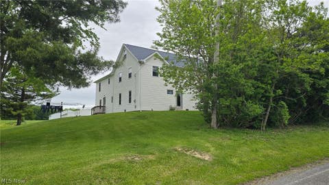 Homes For Sale - 4194 Helsley Fusselman Road<br/> Southington, OH 44470