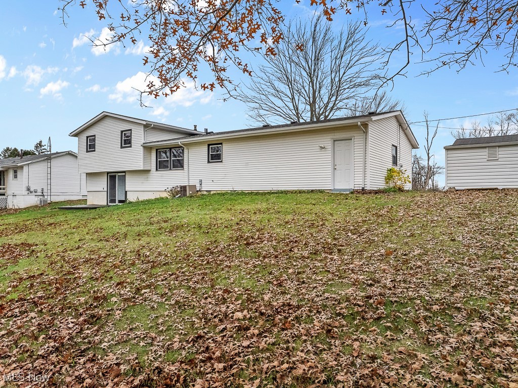 10940 Easton Street, Alliance, Ohio image 28