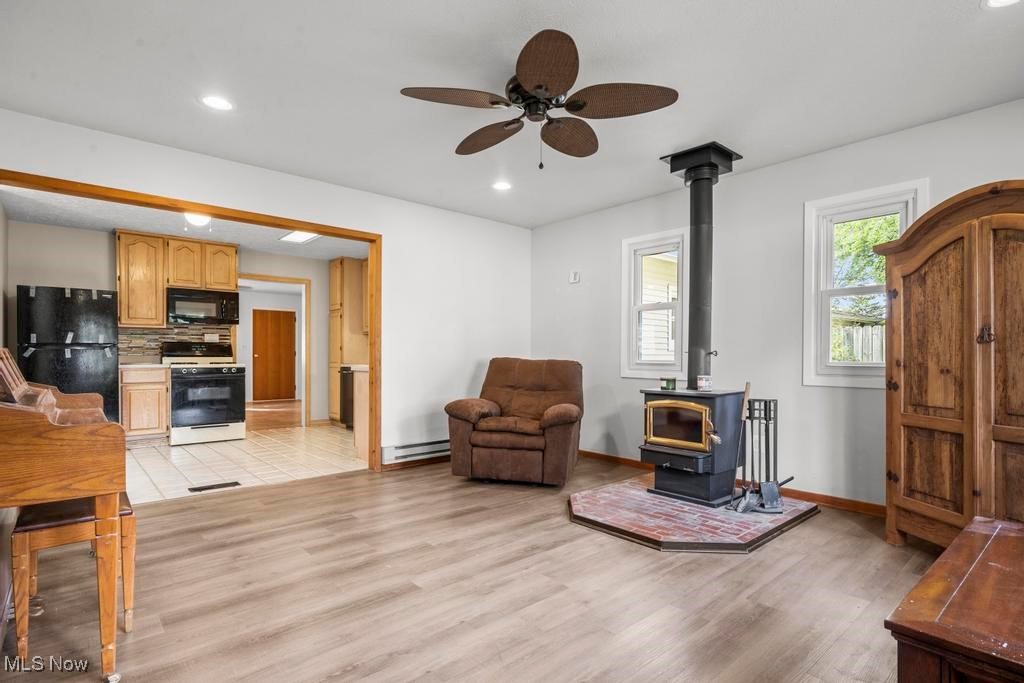 Vermilion, Ohio 44089, United States, 3 Bedrooms Bedrooms, ,1 BathroomBathrooms,Residential,Active,225405