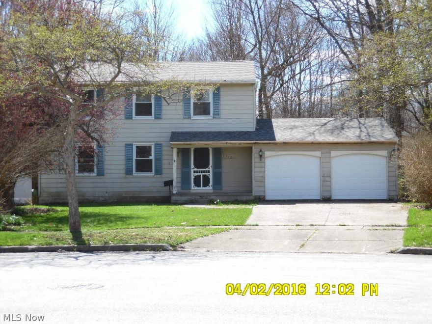 Large Family Home W/Great Potential! Close to Al Lease Park w/ trails, playing fields, picnic shelters, pond, MORE! Close to Stow-Kent shopping/dining and convenient to bus stops.