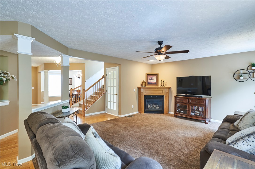 863 Willow Creek Drive