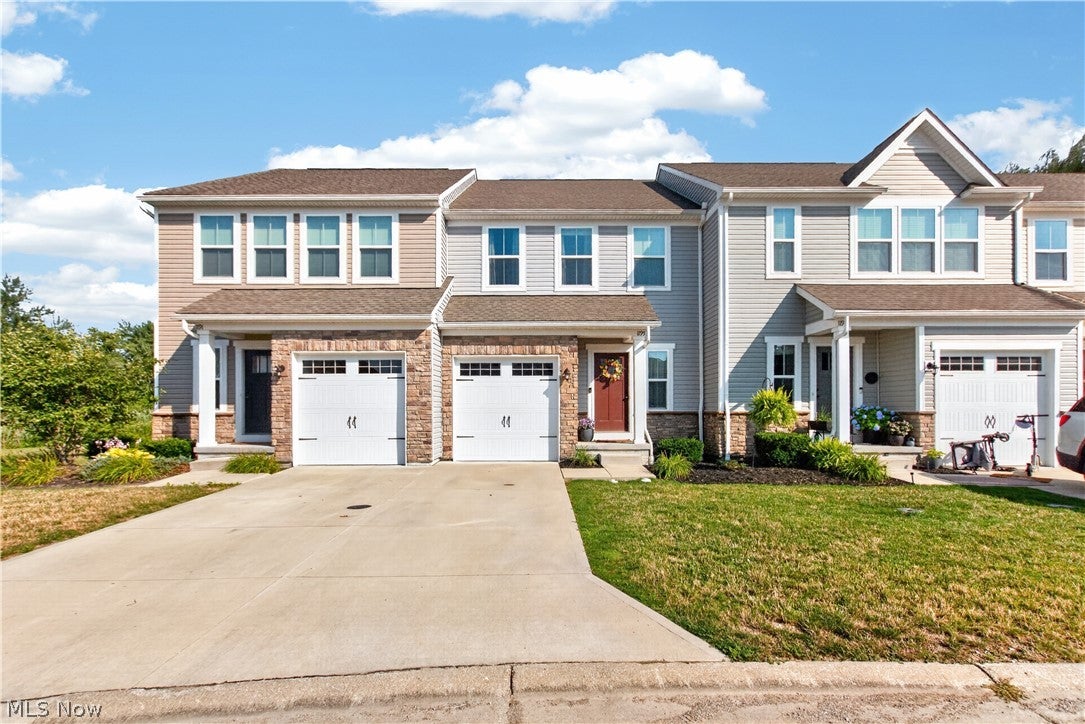 1195 Meadow Run