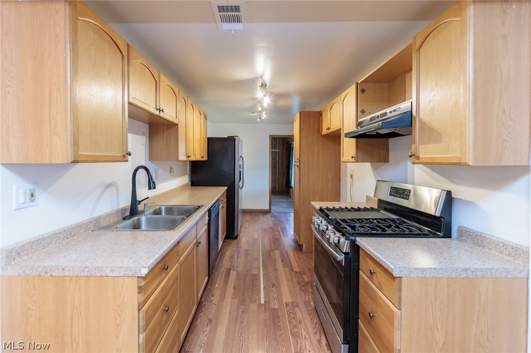 Eaton Homes - Residential