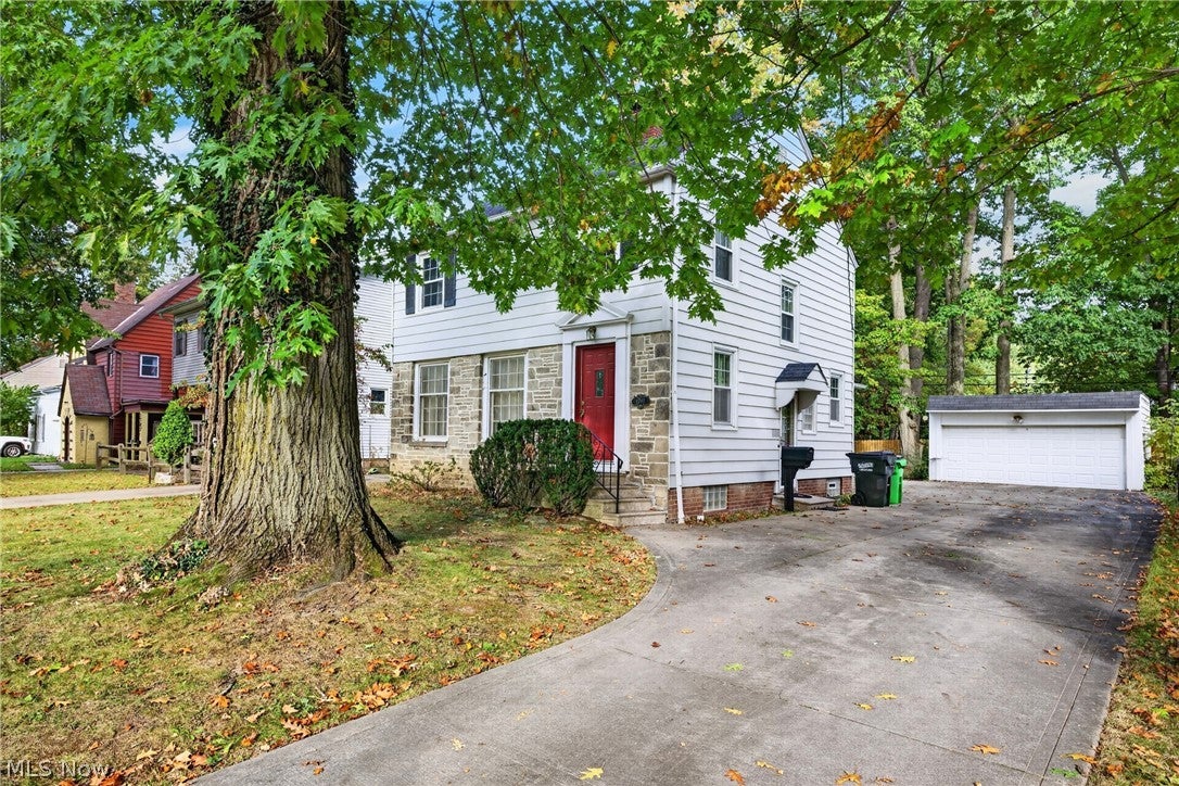 1797 Oakmount Road