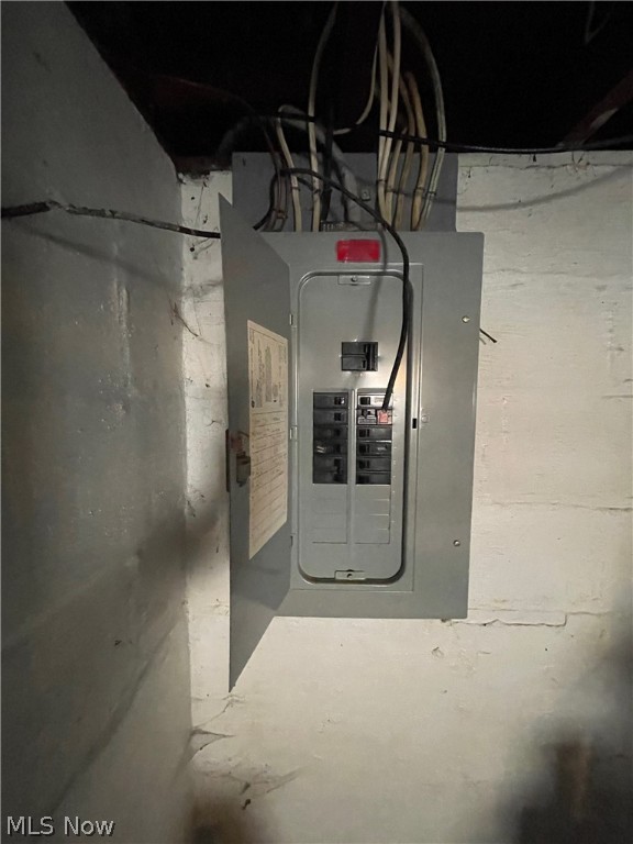 Dye & Allens Add 01 - Residential