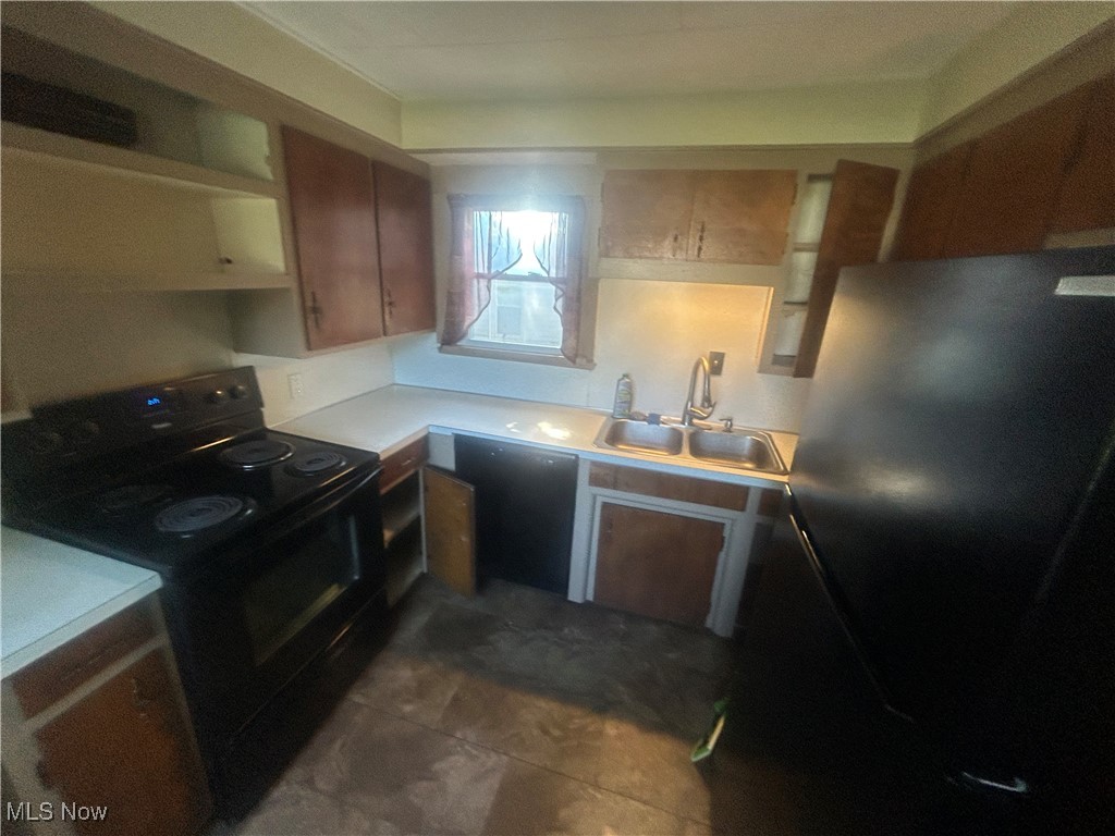 Connectinut Western Reserve - Residential