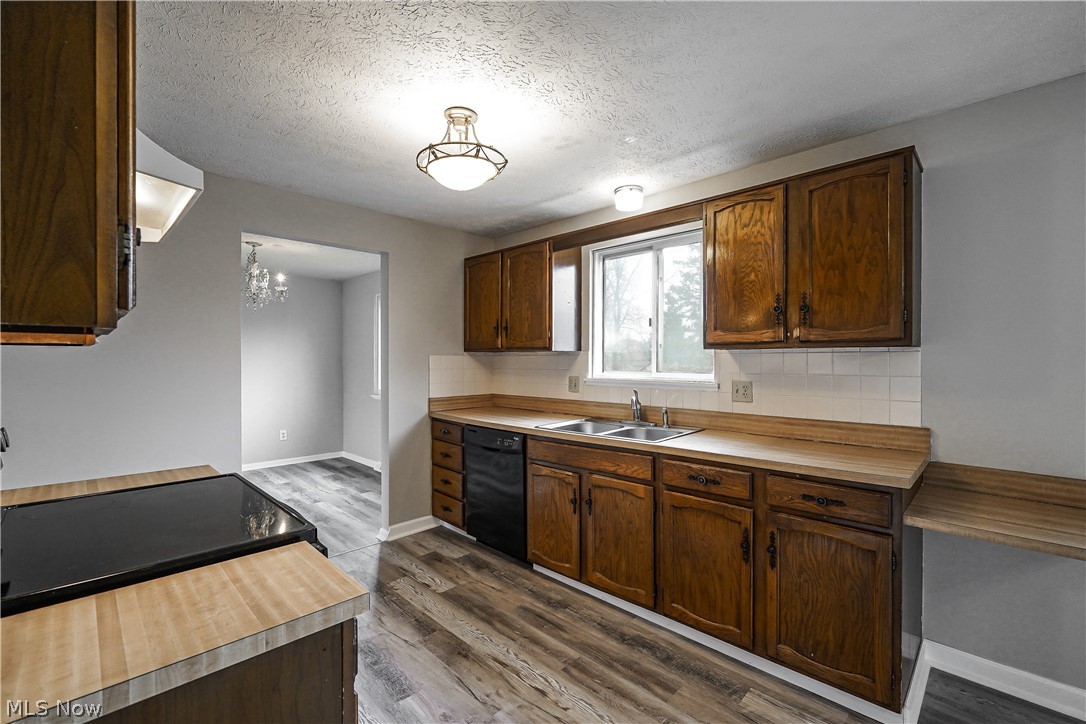 Cape Cod Estates - Residential