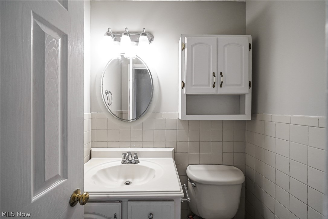 Cape Cod Estates - Residential