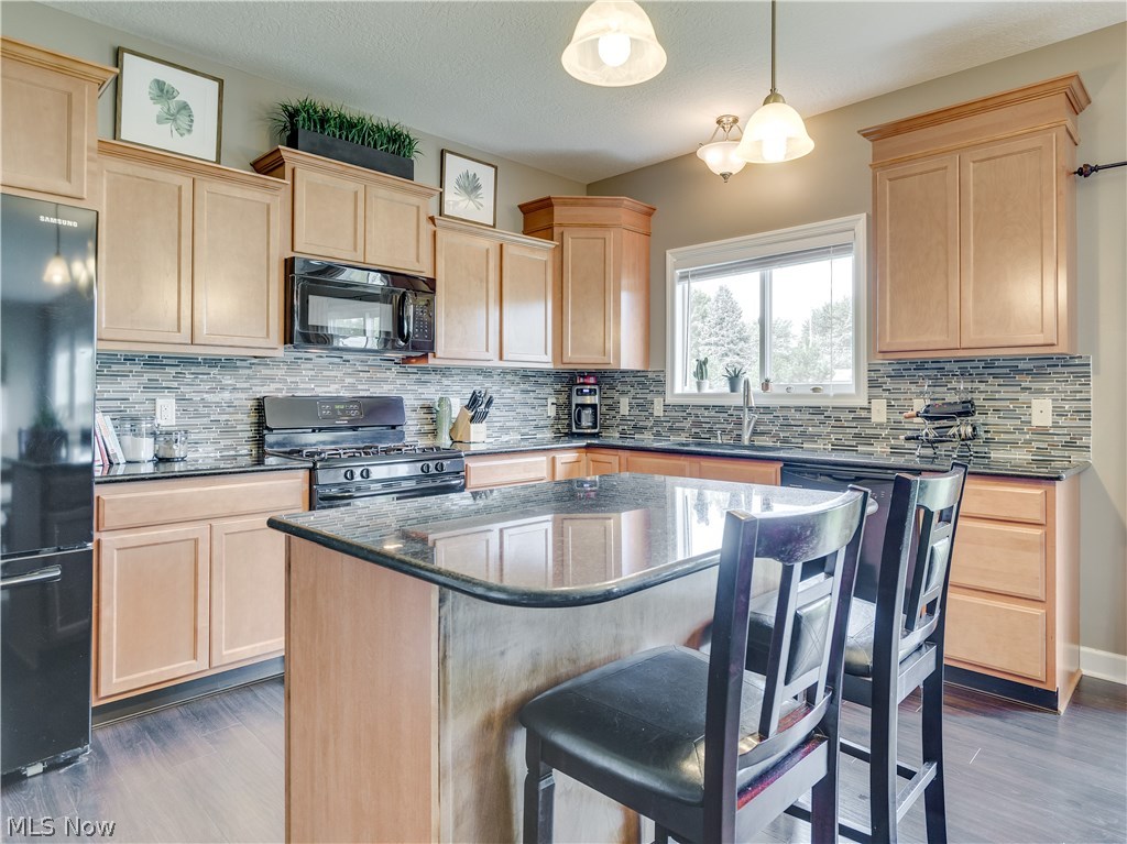 Emerald Estates 06 - Residential