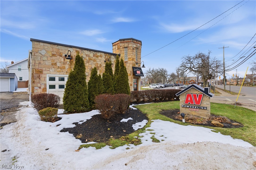 Citizens Real Estate Co - Commercial Sale