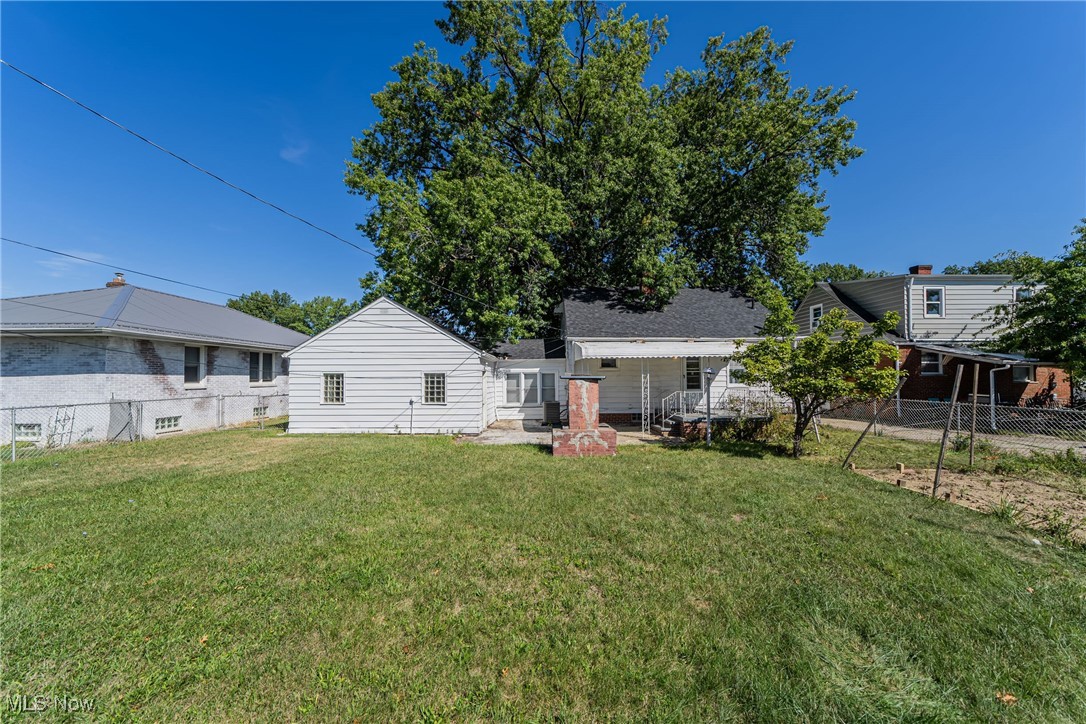 2813 Ingleside Drive, Parma, Ohio image 36