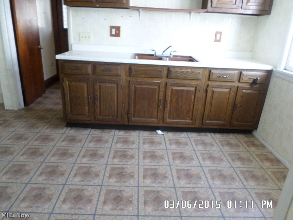 Hills - Residential Income