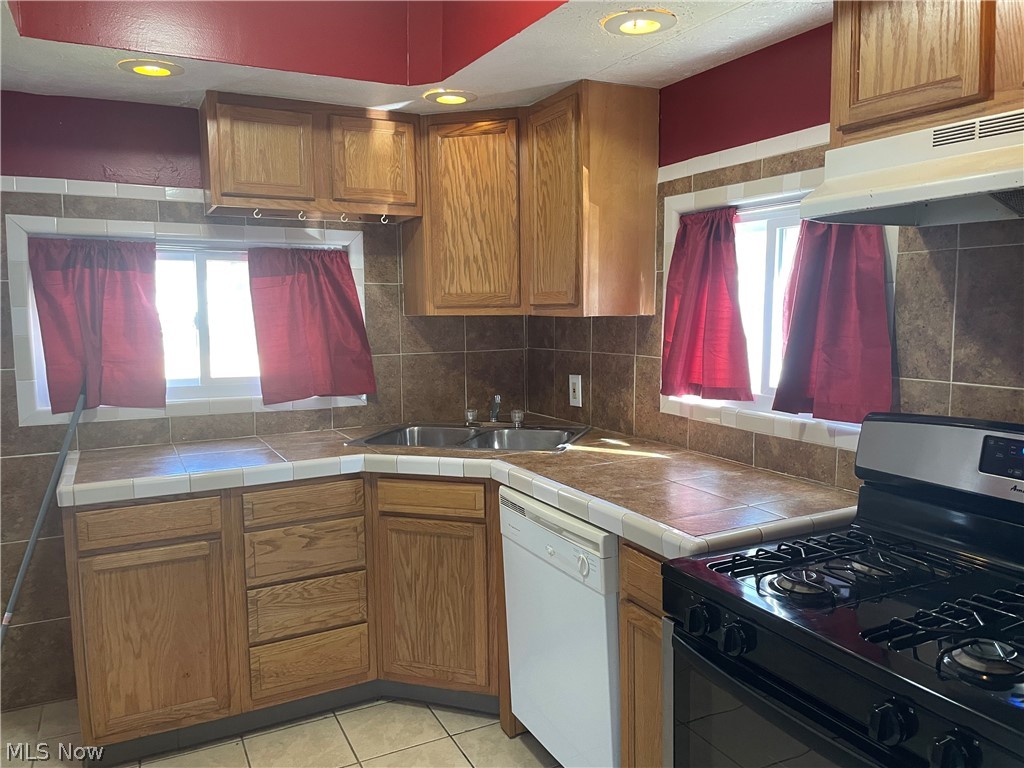 Pleasant View - Residential Lease