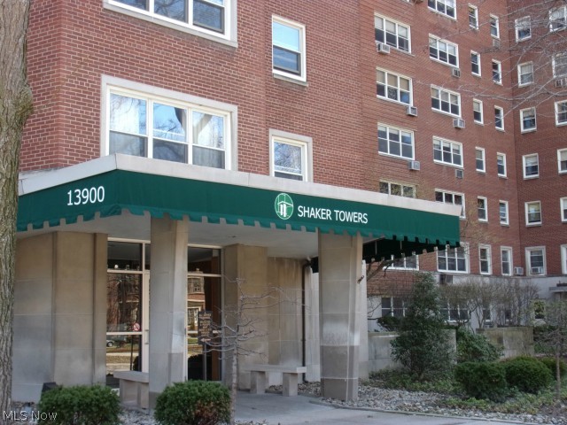 Shaker Towers Condominium - Residential