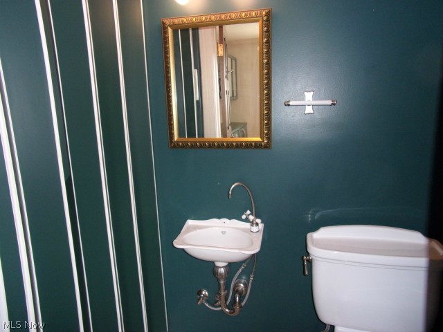 Shaker Towers Condominium - Residential