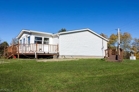 Tiny photo for 41295 Glasgow Road, Lisbon, OH 44432 (MLS # 5255892)