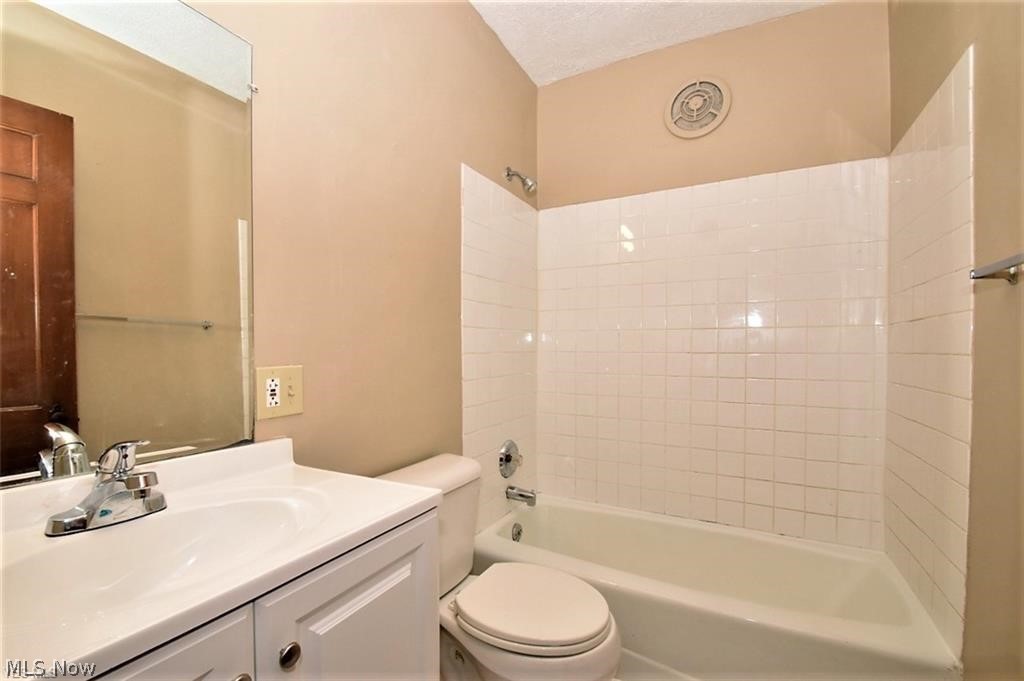 Oakwood Terrace - Residential Income