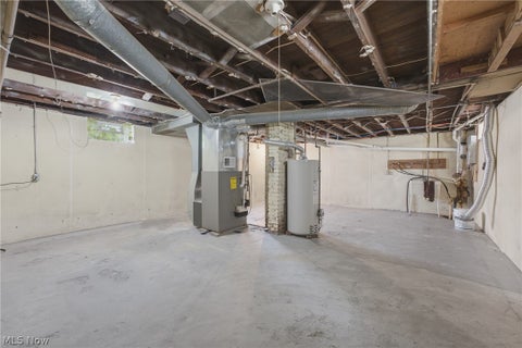 Tiny photo for 123 E State Street, Barberton, OH 44203 (MLS # 5220634)