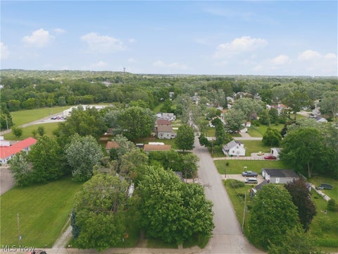 Tiny photo for 123 E State Street, Barberton, OH 44203 (MLS # 5220634)