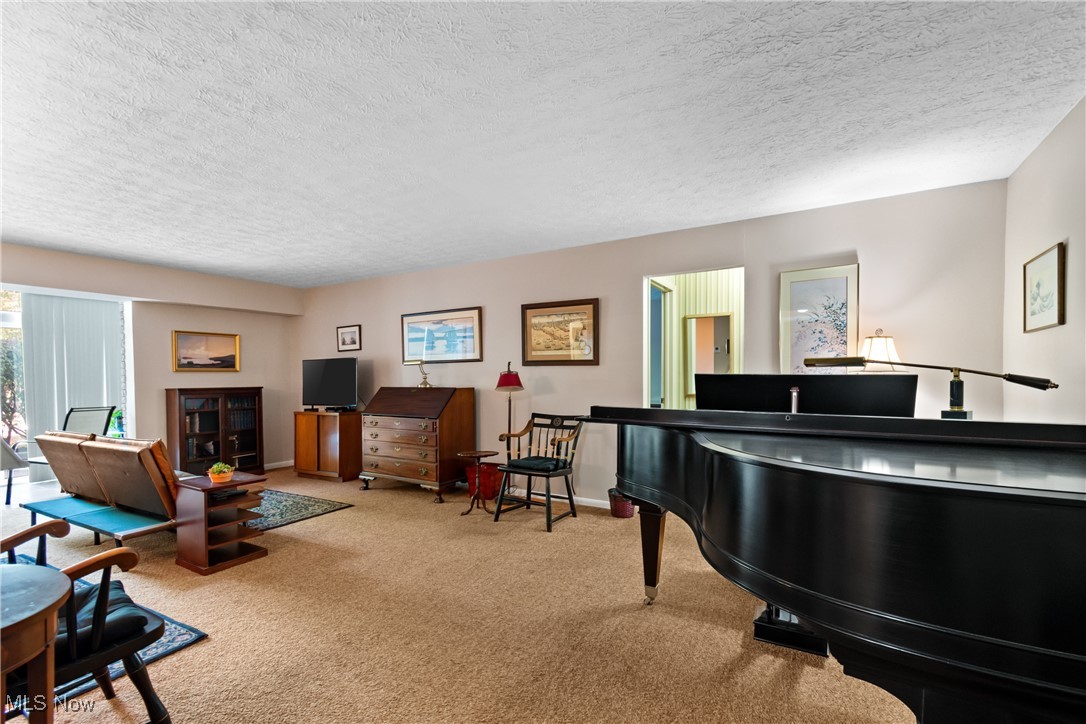 Whispering Heights Condo - Residential