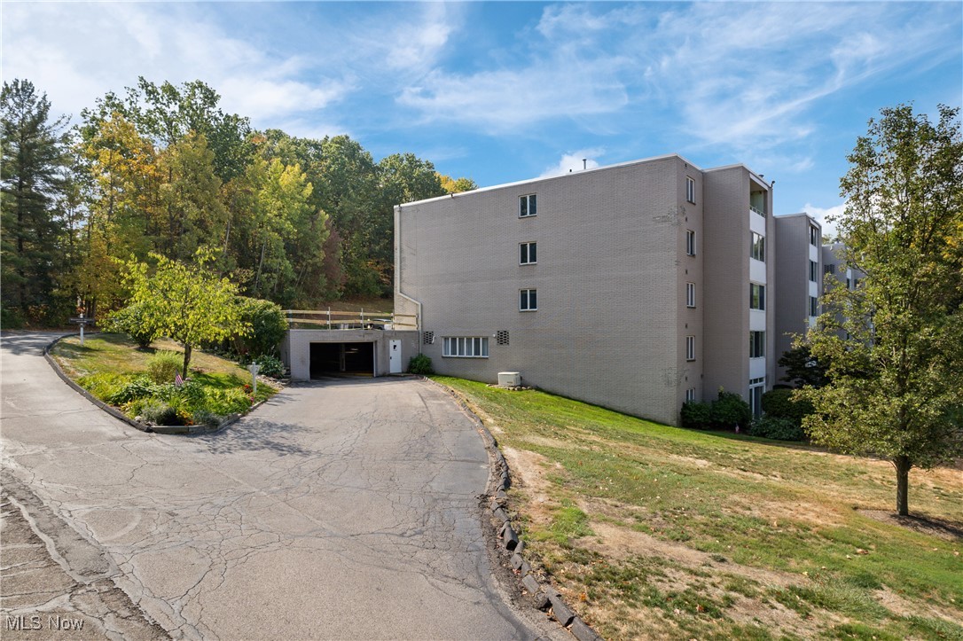 Whispering Heights Condo - Residential