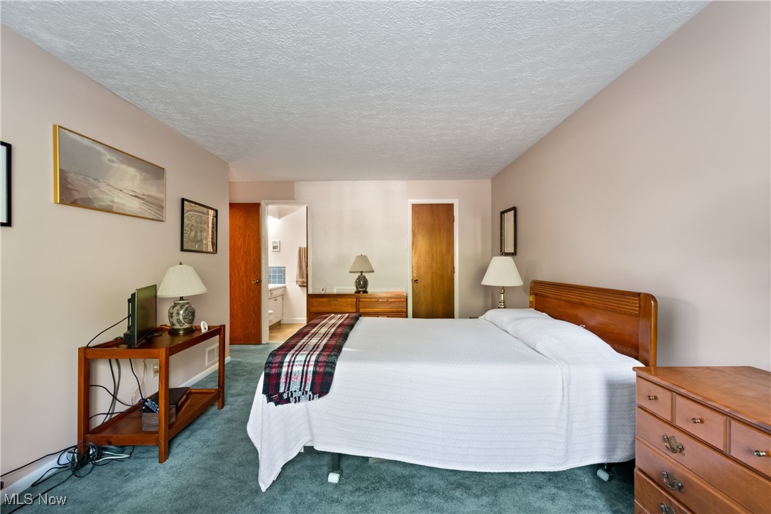 Whispering Heights Condo - Residential