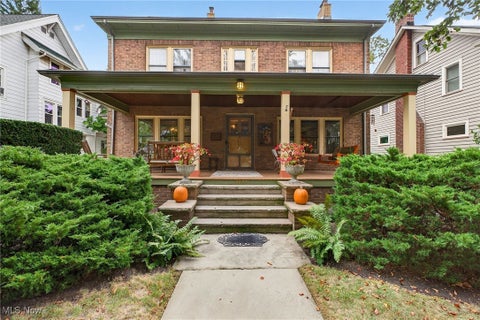 1077 Erie Cliff Drive, Lakewood, OH 44107 - #: 5159109