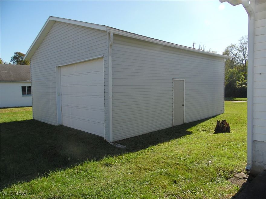 Auction terms - Public Auction, Wednesday November 12th. 2025, at 4:00 pm. Terms: 10% down non-refundable deposit day of sale, balance due within 30 days. Proof of funds for CASH sale and from lending institution or conventional loan approval letter must be presented at auction before the bid is accepted. Property sells with no warranties implied or expressed, sold AS IS condition. Buyer is responsible for any and all inspections prior to sale. Property sold with no contingencies. BUYER MUST BE PRESENT TO BID AND SIGN SALES CONTRACT, NO EXCEPTIONS. Announcements day of sale take precedent. All information is derived from sources to be accurate, but not guaranteed.  DON’T MISS THIS ONE! This is a great chance to purchase a nice garage/pole building located on a lever tot with all city utilities   Sell has right to accept or reject any or all bids.