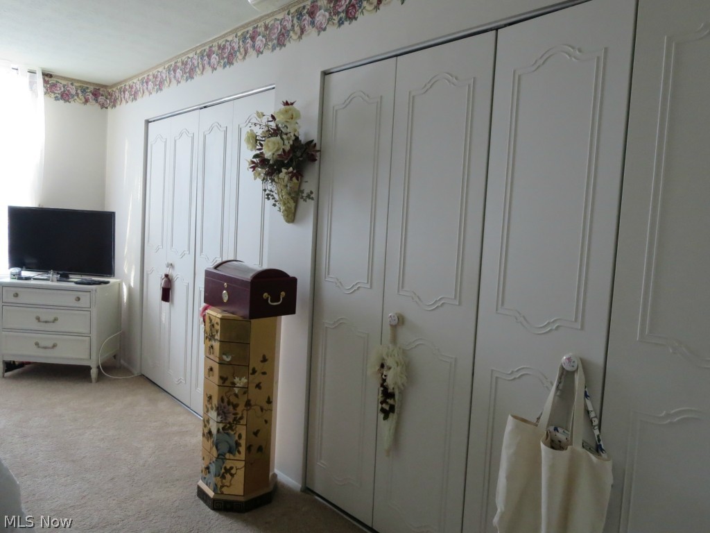 Silver Lake Towers Condo - Residential