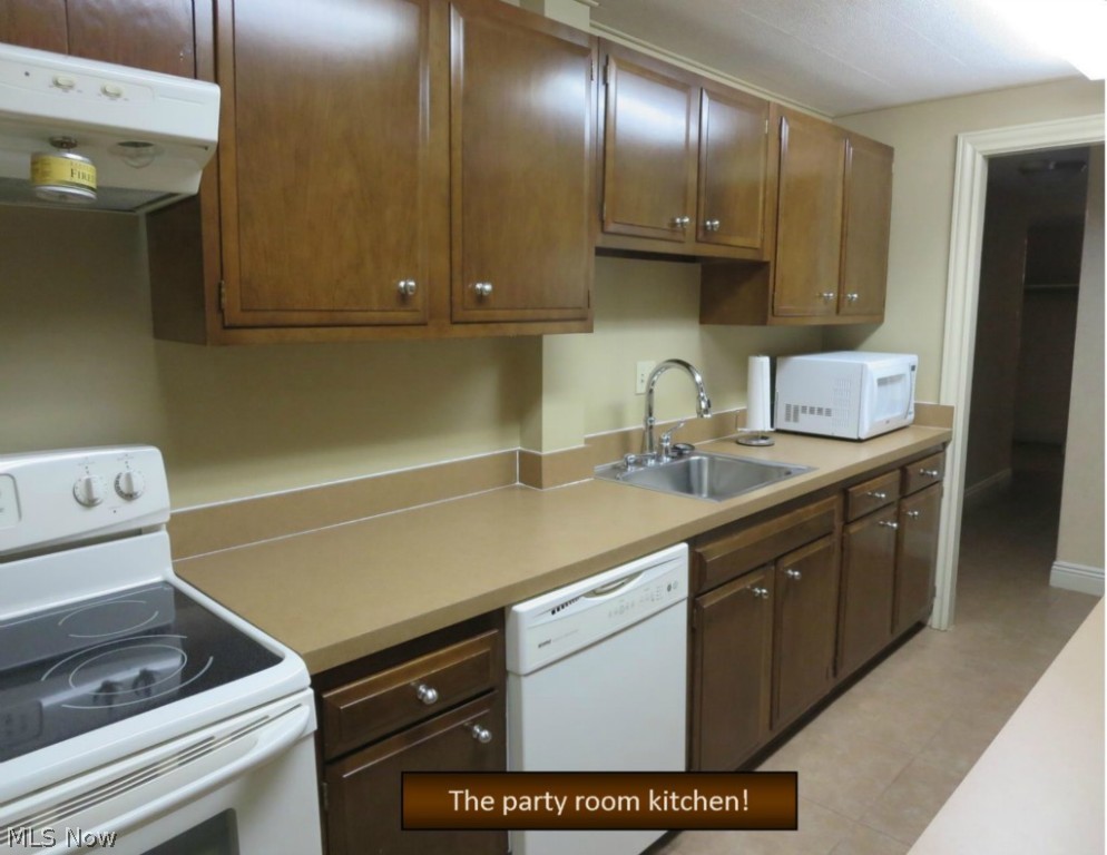 Silver Lake Towers Condo - Residential