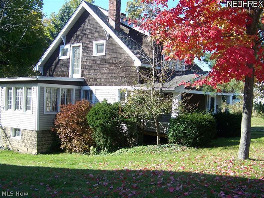 Commercial Land - Lot 58 x 200 with a House.....Plus 2 Lots North of this property also For Sale. 372+378 Broadway Ave, 110x200 MLS# 3421632 ... the 3 combined = 168 x 200 Total Price = $174,800.( .77 acre ) Reduced $15000