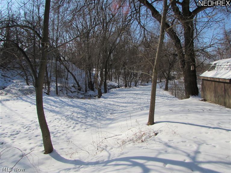 Bedford Auto Mile Business District - Land