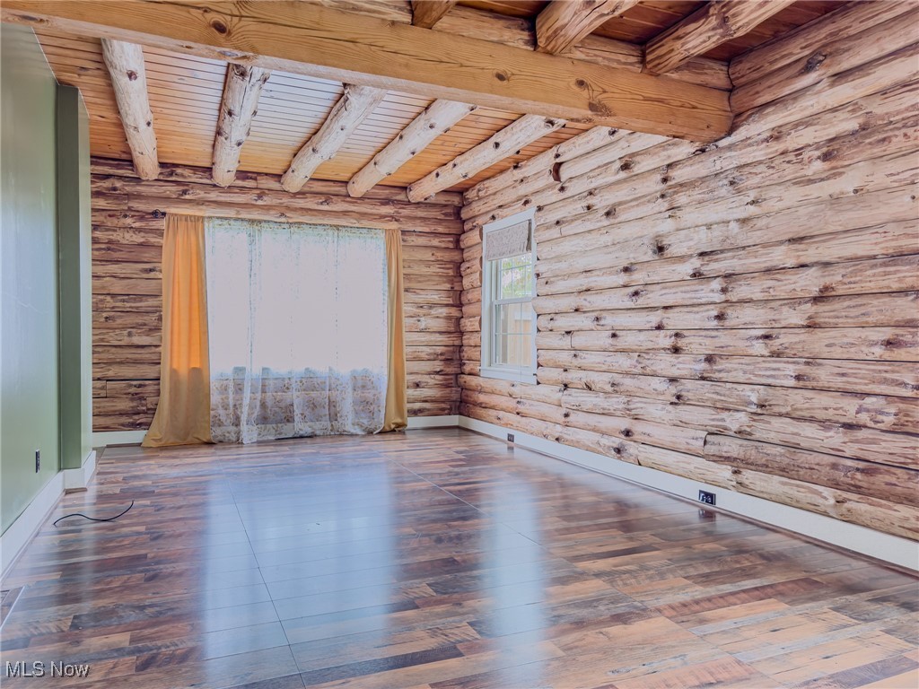 1438 State Route 213