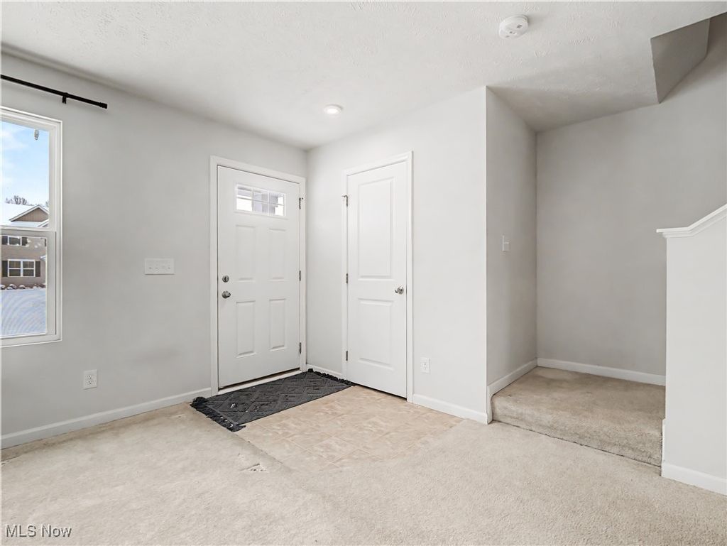 Photo of 201 Taft Drive, Eastlake, OH 44095 (MLS # 5184163)