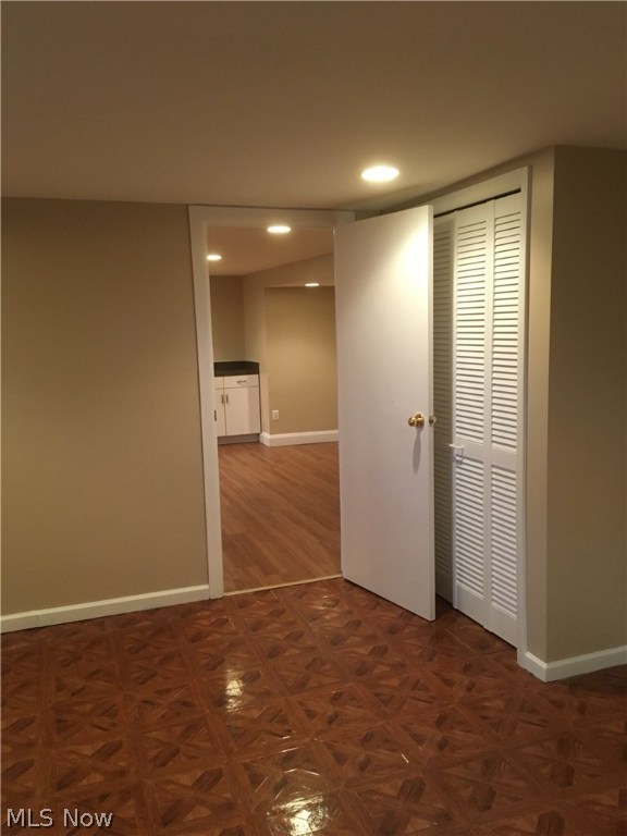 Willoughby Hills Village 03 - Residential