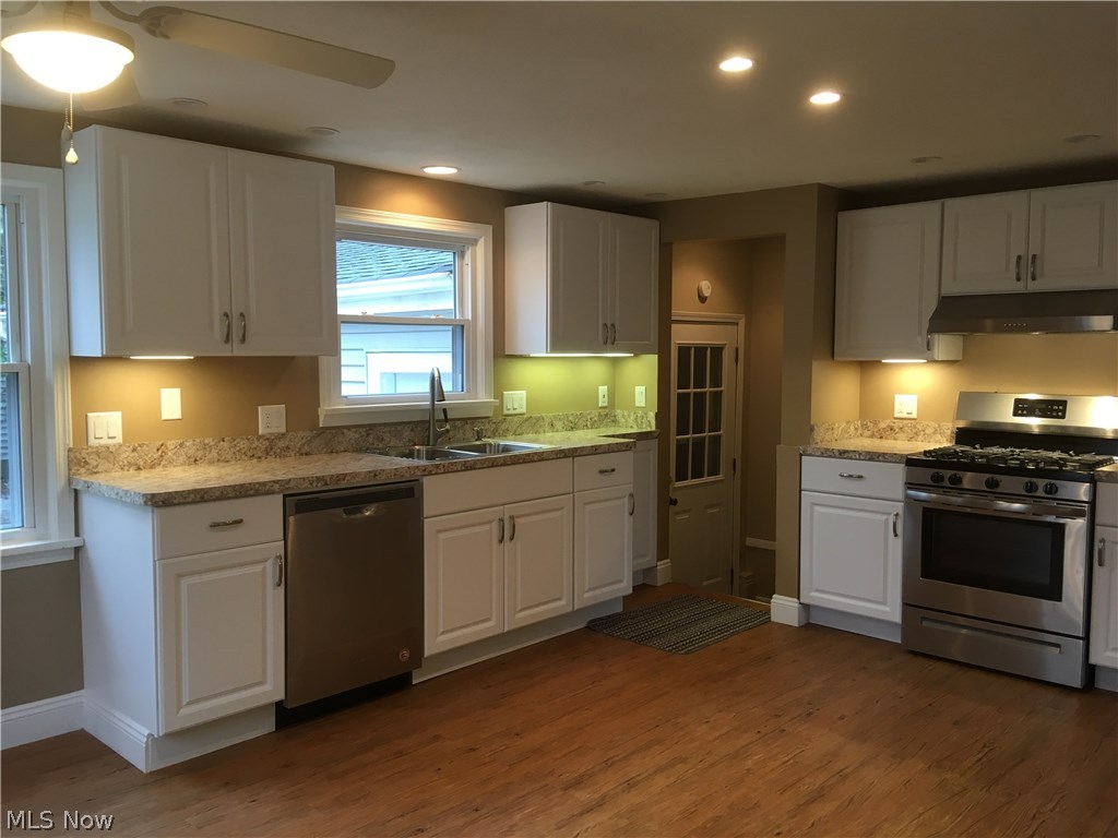 Willoughby Hills Village 03 - Residential