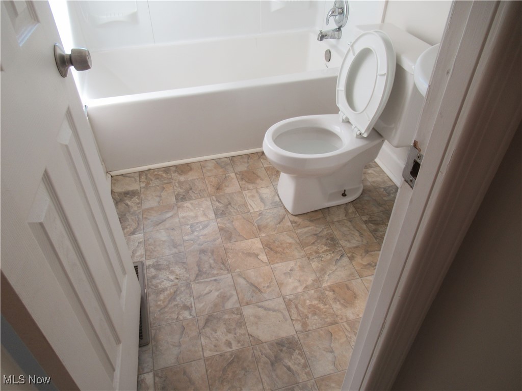 Bellaire Allotment/J Laronges - Residential Lease