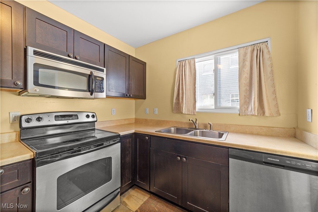 Awagar - Residential Income