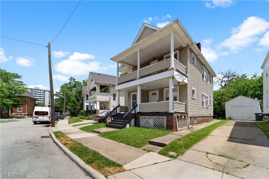 1279 Idlewood Avenue