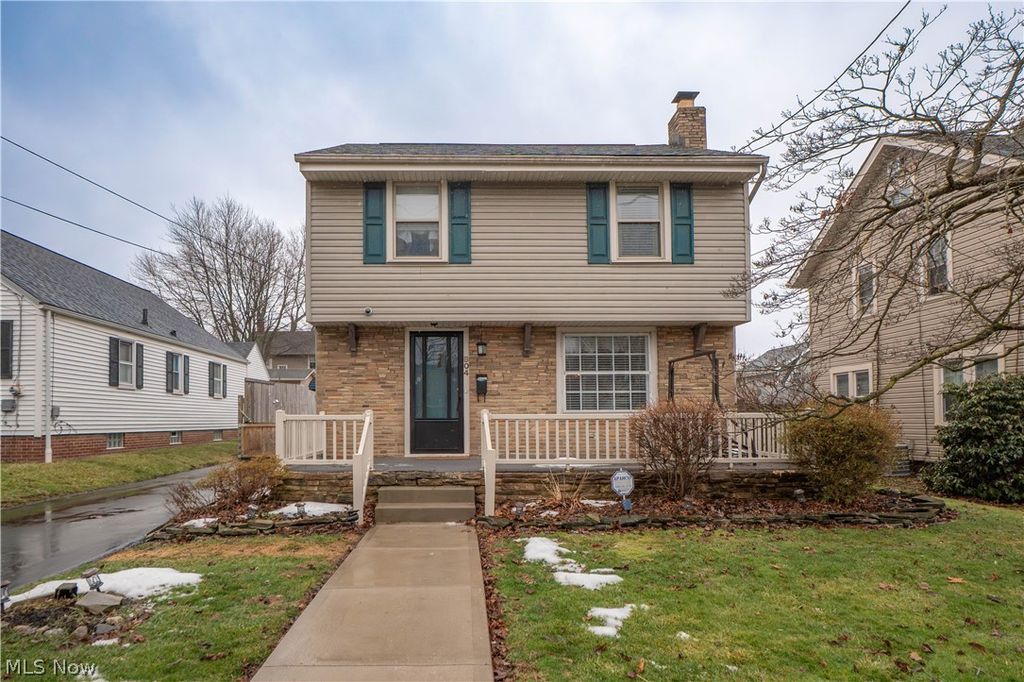 Photo of 804 28th Street NE, Canton, OH 44714 (MLS # 5191369)