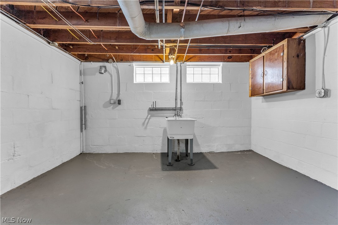 Waid & Duffeys Ctr Hwy Al - Residential Lease