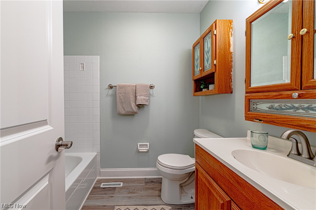 Oak Knolls Condo - Residential