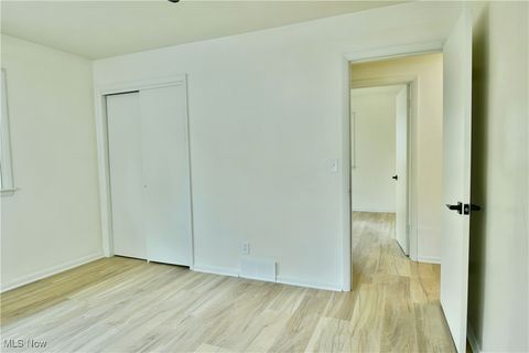 Tiny photo for 1524 Vernon Avenue NW, Warren, OH 44483 (MLS # 5179105)