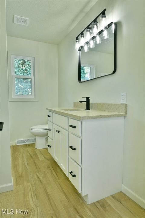 Tiny photo for 1524 Vernon Avenue NW, Warren, OH 44483 (MLS # 5179105)