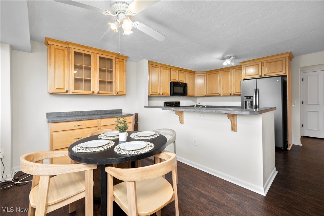 Meridian Condo - Residential