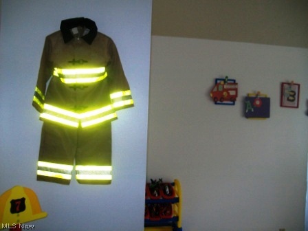 Wedgewood Condo - Residential